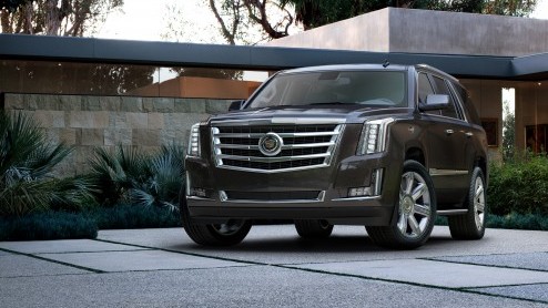Cadillac introduceert de nieuwe Escalade 6.2 V8 model 2015, die begin volgend jaar op de markt komt.